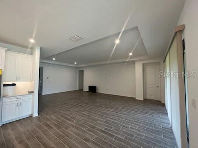 Building Photo - Bellalago Beauty