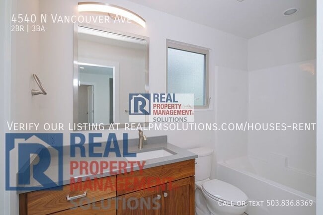 Building Photo - 4540 N Vancouver Ave