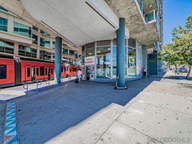 Corner Store - 1080 Park Blvd