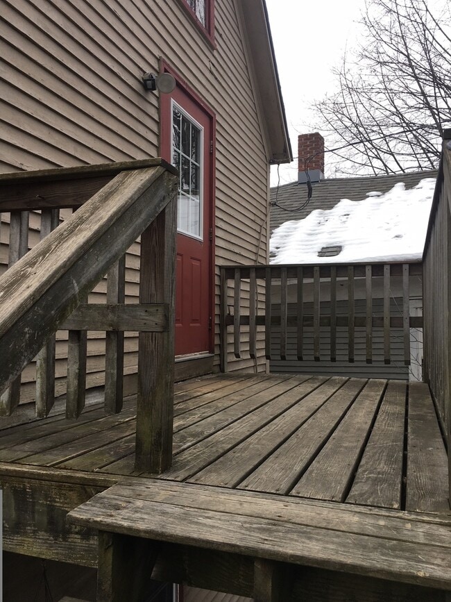 Building Photo - 144-146 Elliot St