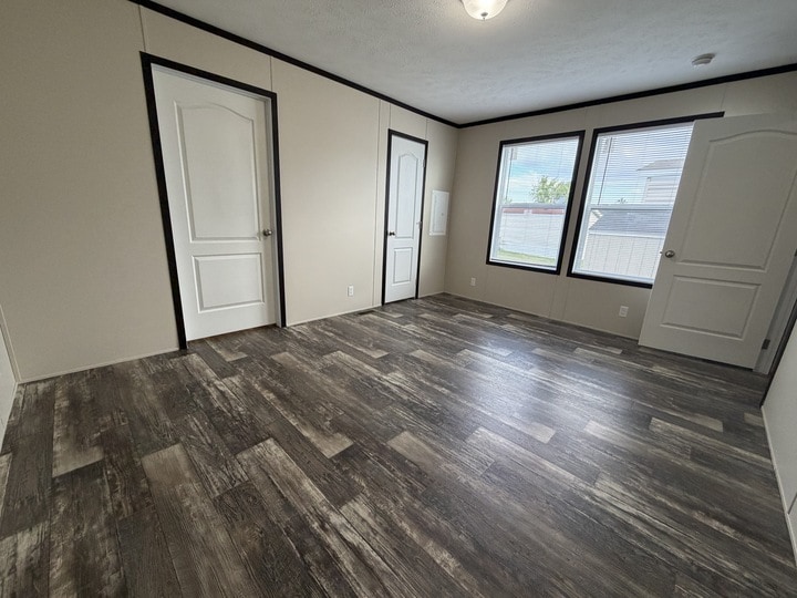 Building Photo - 38019 Leverette Ave