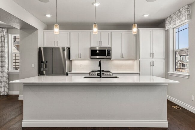 Building Photo - Beautiful Home in Commerce City!