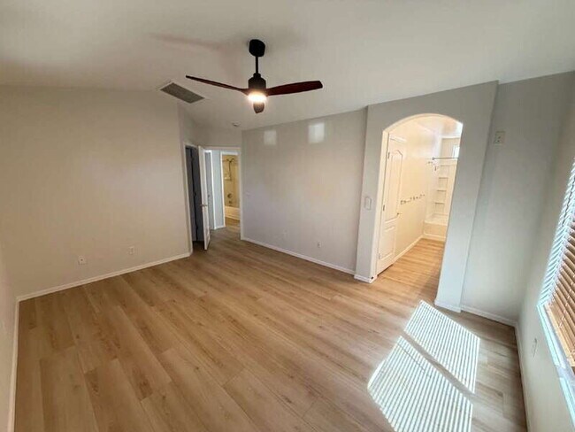 Building Photo - 44245 W Snow Dr