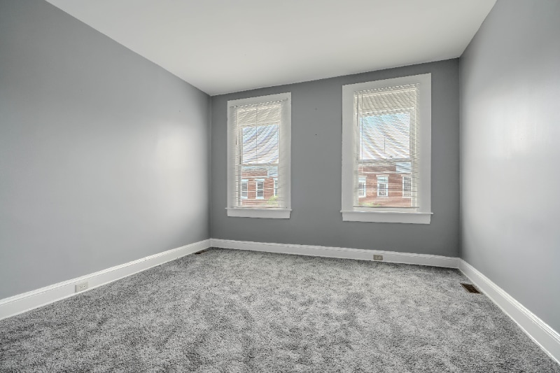 Building Photo - 709 N Linwood Ave
