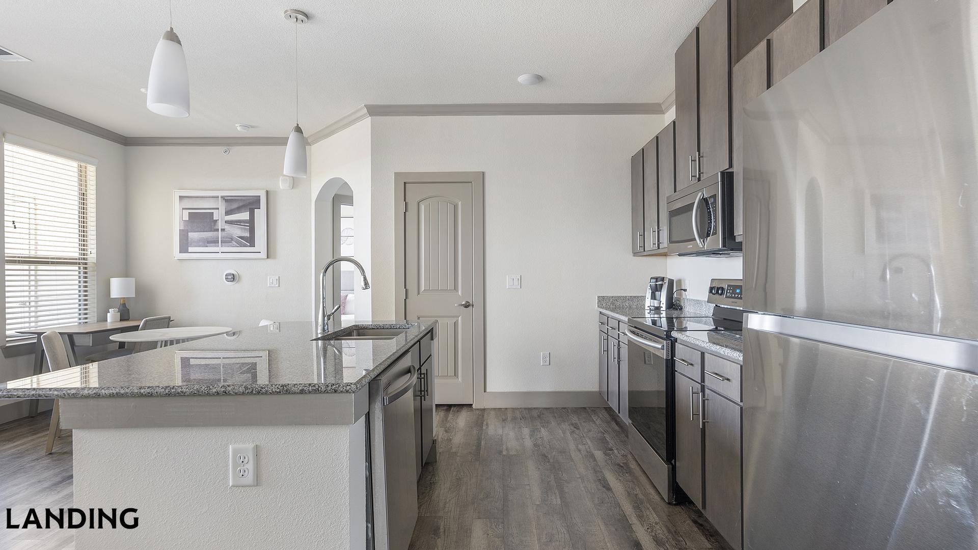 Building Photo - 12500 Shadowglen Trce