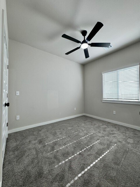 Building Photo - 1806 Azlin Pl