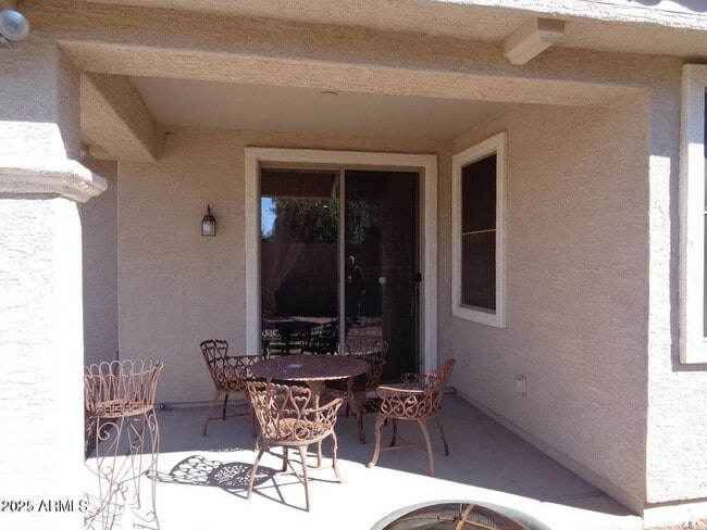 Building Photo - 2653 E Canyon Creek Dr