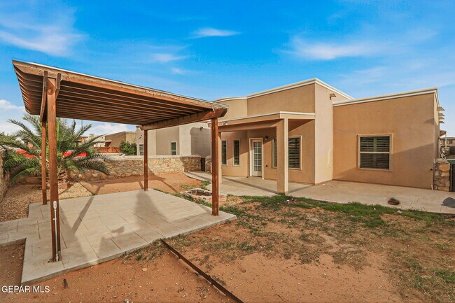 Building Photo - 14949 Jerry Armstrong Ct