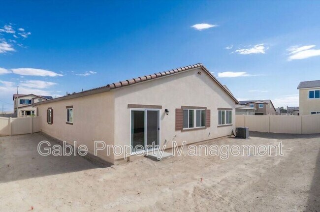 Building Photo - 4314 W Ave J 1