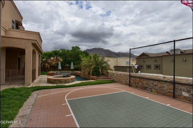 Building Photo - 6304 Franklin Trail Drive