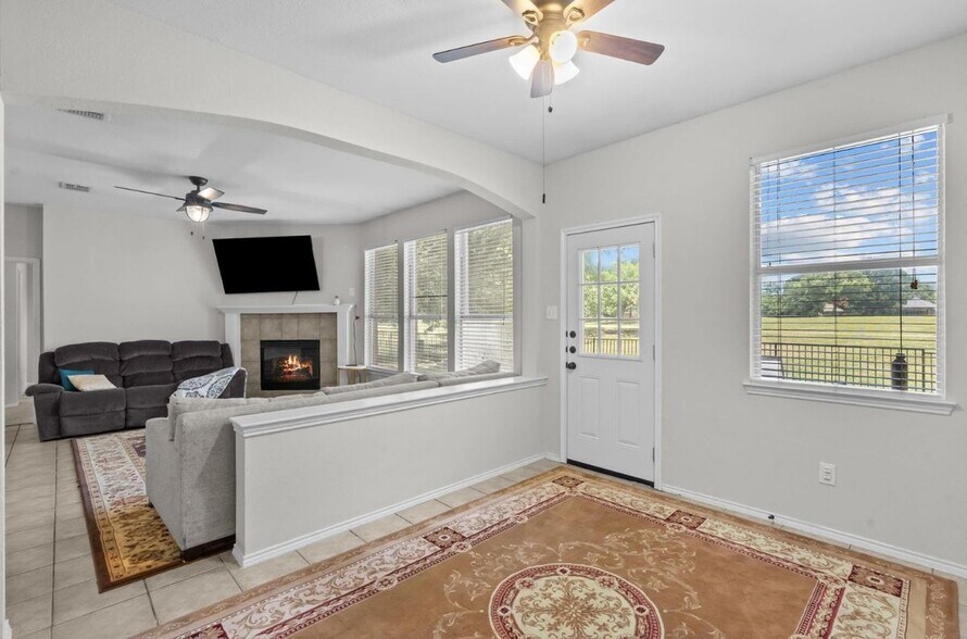 Building Photo - 8414 Seafield Ln