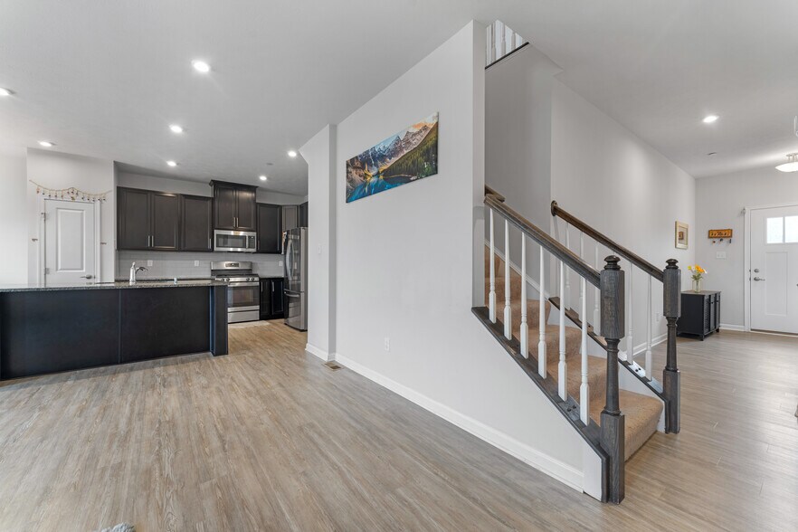 Building Photo - 5103 Spruce Rd