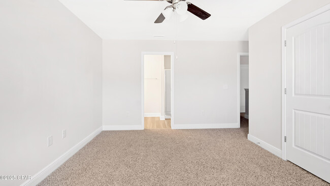Building Photo - 7590 Shadow Lake Dr