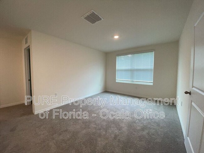 Building Photo - 7084 SW 136th Ln