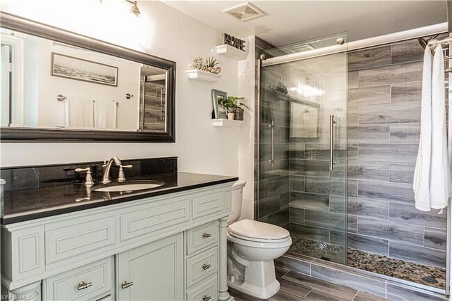 Building Photo - 1260 Wildwood Lakes Blvd