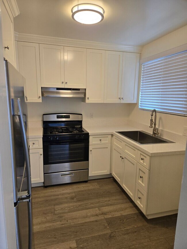 Primary Photo - 254 N 2nd St