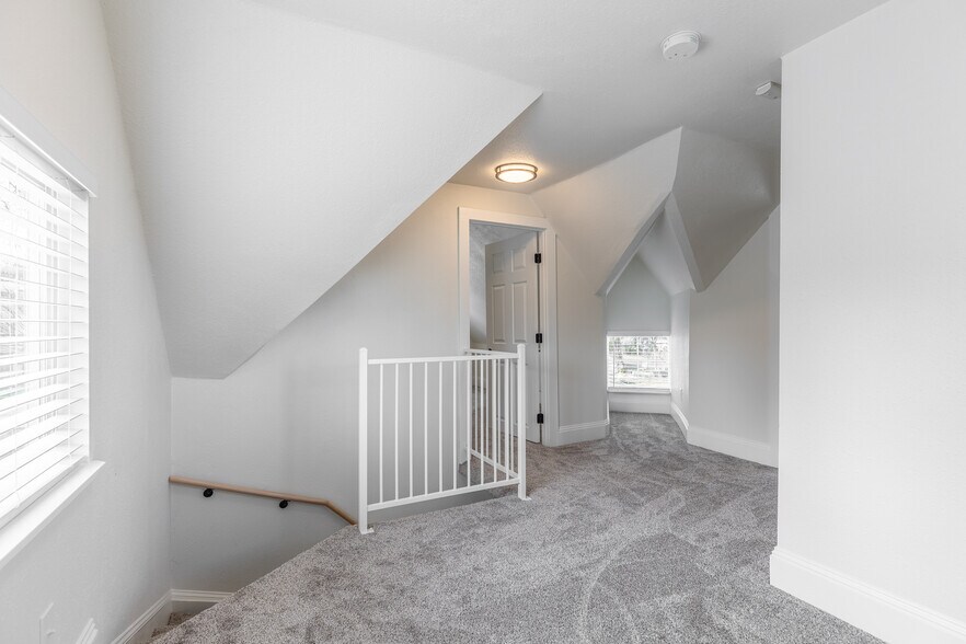 Vic I - 1144 SE 85th Ave