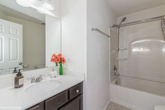 Building Photo - 4271 Liberty St