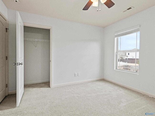 Building Photo - 30057 Glenrose Way