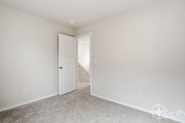 Building Photo - 2030 NW 14th St