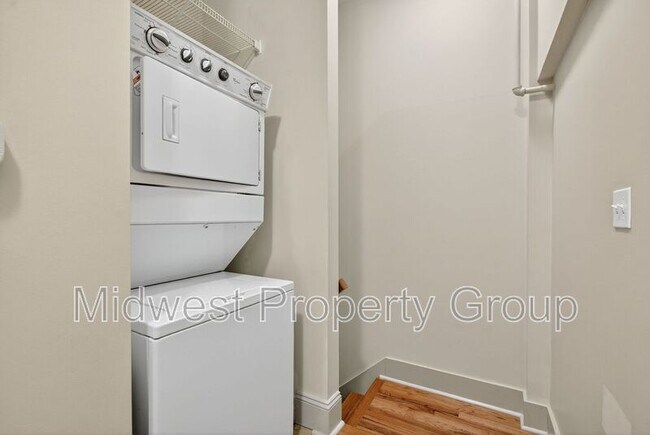 Building Photo - 4244 Chouteau Ave