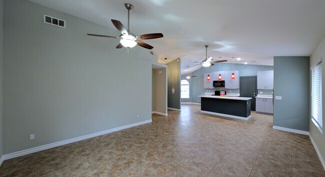 Building Photo - 2 Bedroom Home at The Springs Near E. Chandler Blvd. and S. Cooper Rd