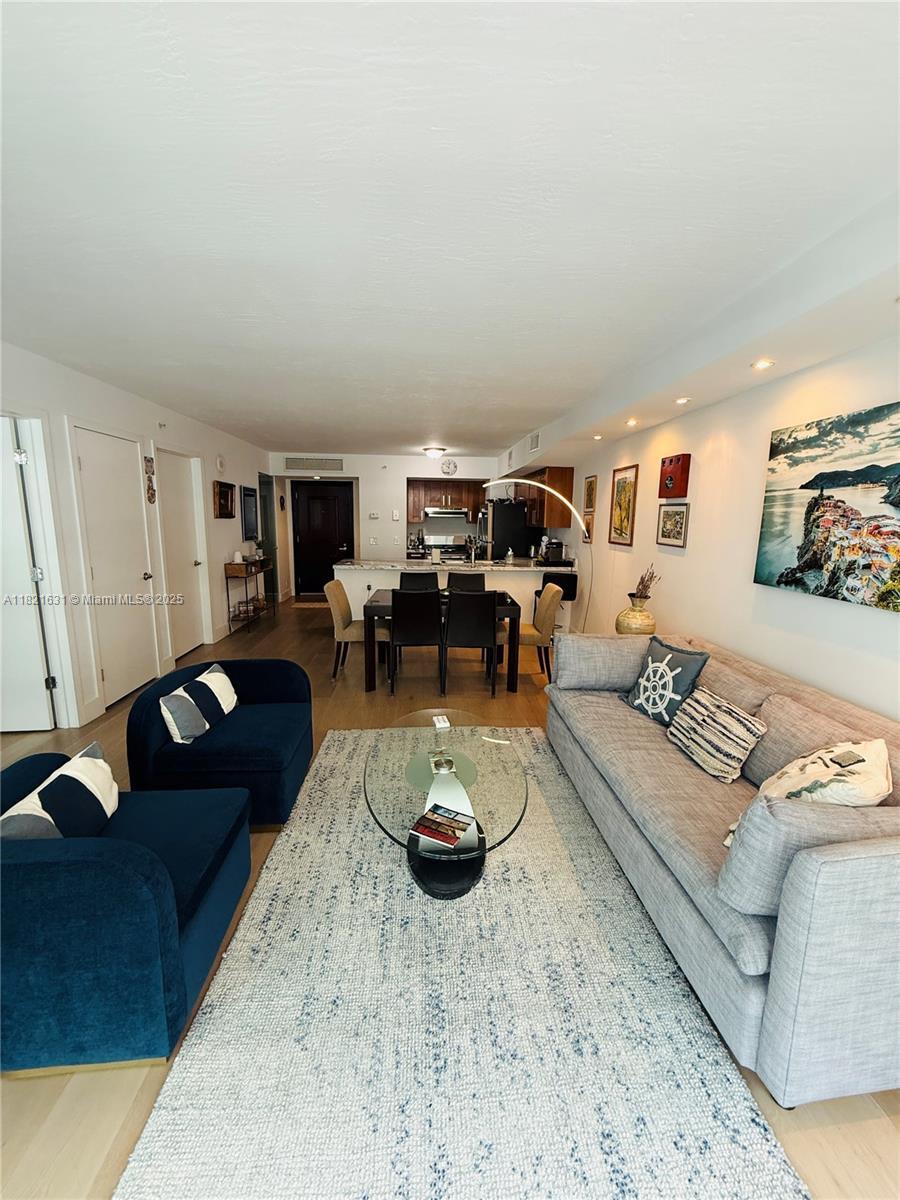 Building Photo - 9499 Collins Ave