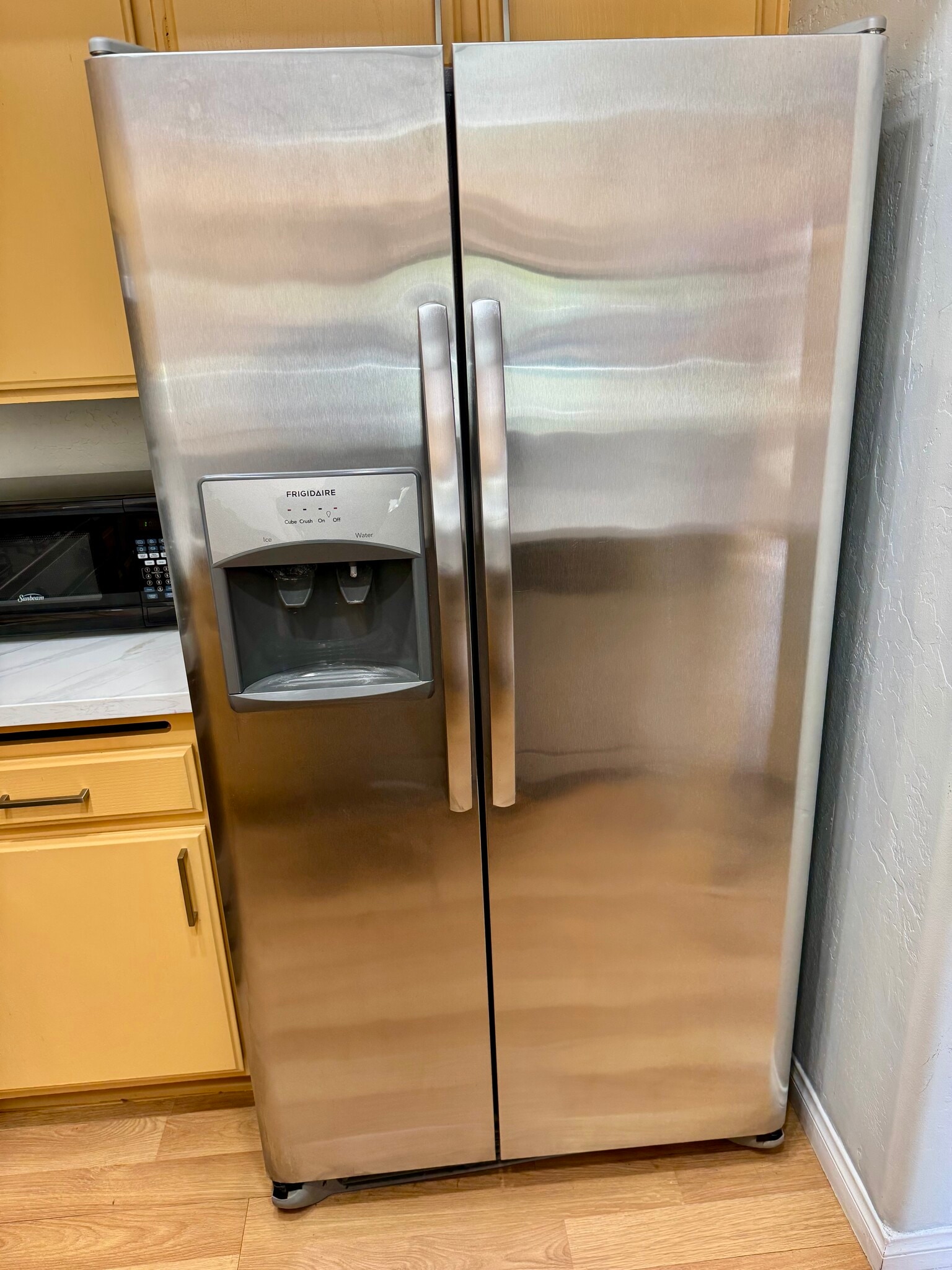 Filtered water - 3510 W Sweetbay Ct