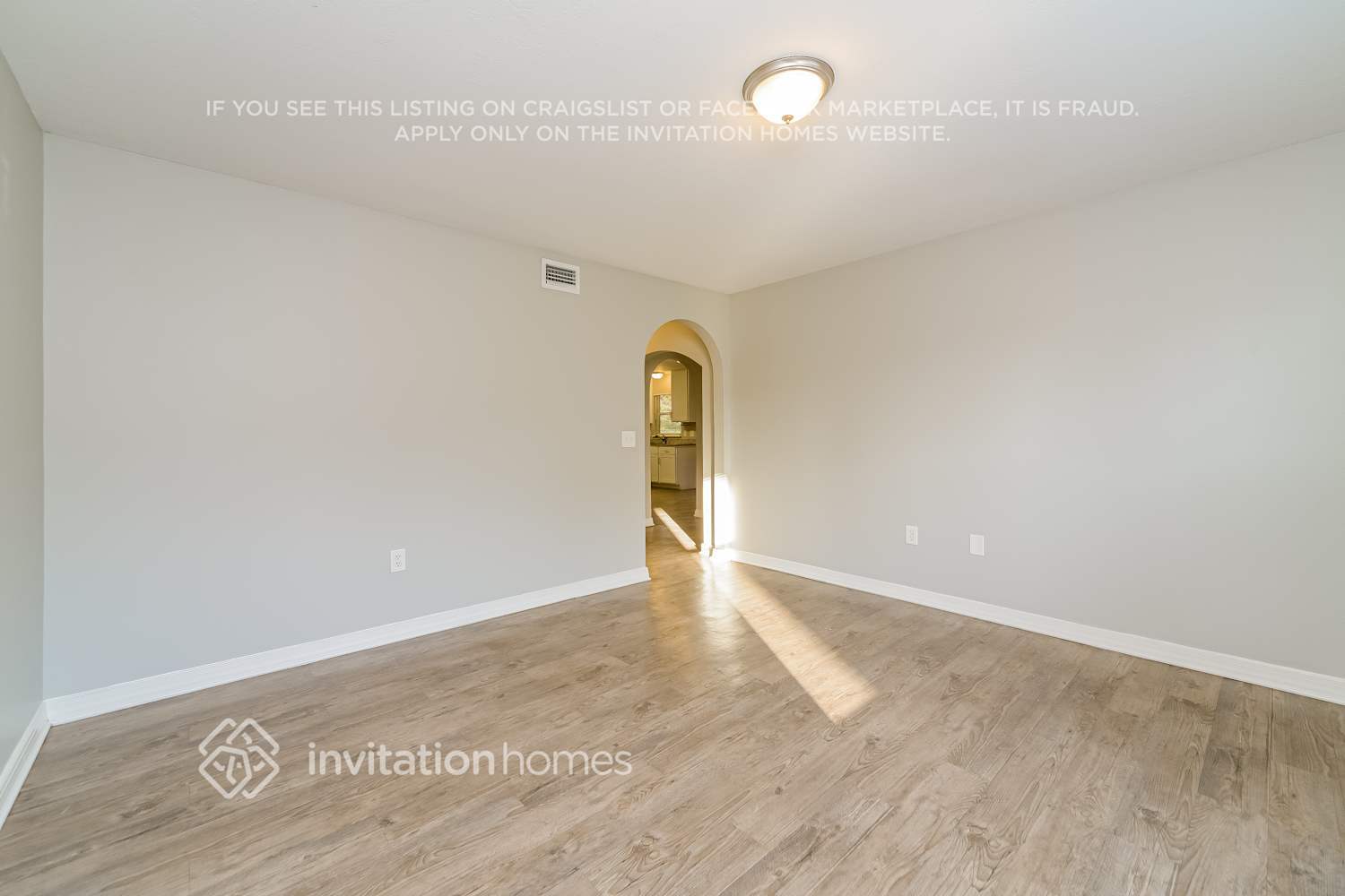 Building Photo - 1114 Dartford Dr