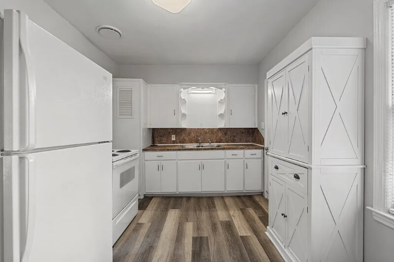 Building Photo - 3822 Howard Ave