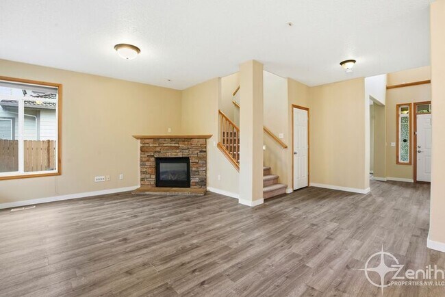 Building Photo - 1511 SE 86th Ct