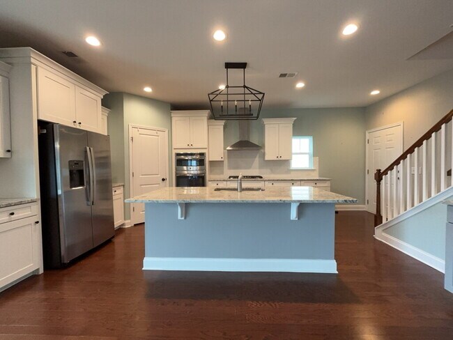 Building Photo - 292 Calm Water Way