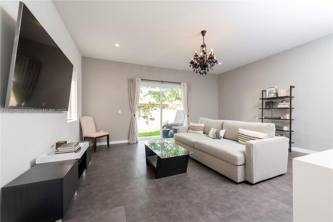 Building Photo - 3749 SW 27th Ln