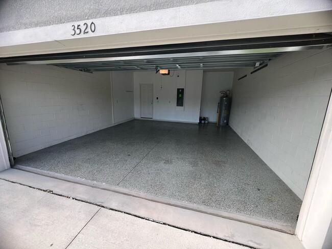 Building Photo - 3520 Starkey Dr
