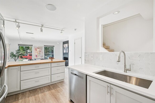 Building Photo - 4102 Bowser Ave