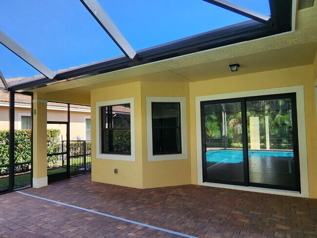 Building Photo - 2095 NW Diamond Creek Way