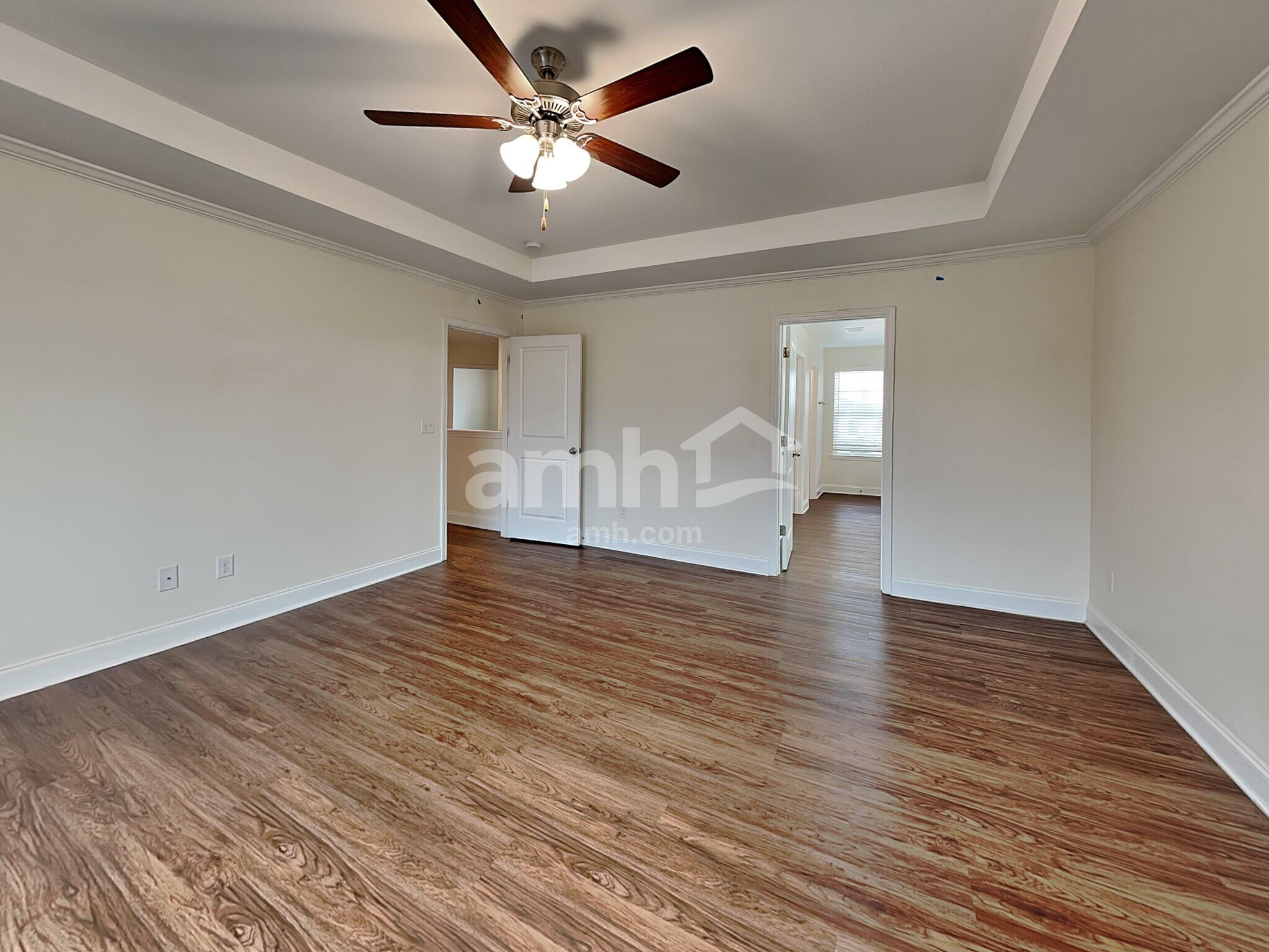 Building Photo - 444 Charity Ln