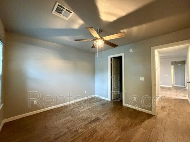 Building Photo - 29035 East 153rd St S
