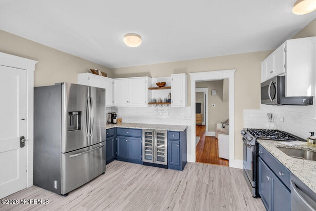 Building Photo - 435 Norwood Ave