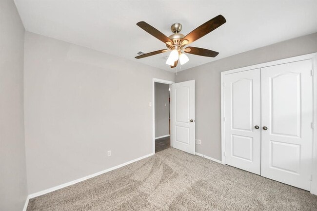Building Photo - 24311 Hard Wood Dr