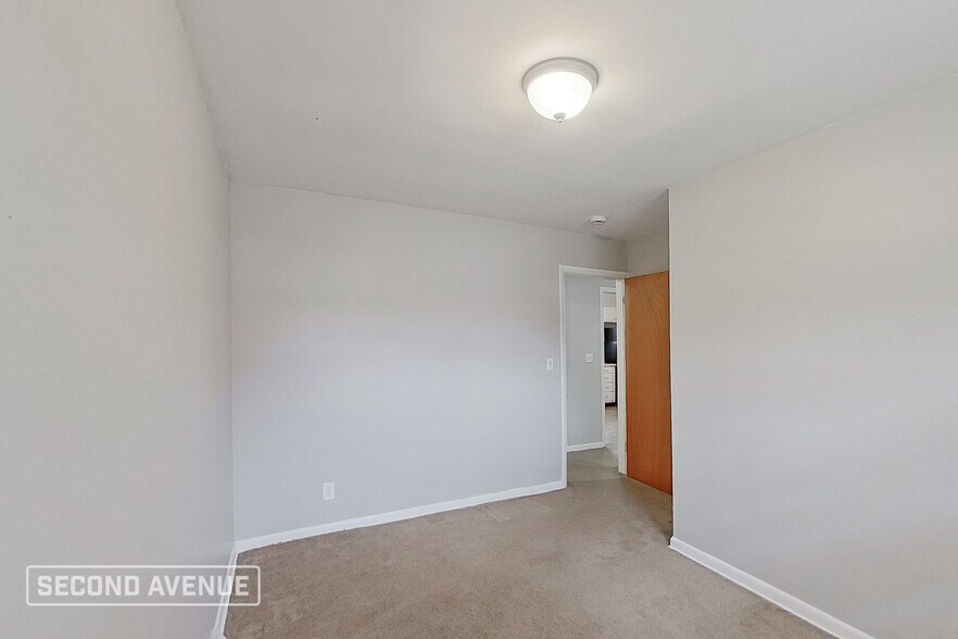 Building Photo - 2529 W 16th St