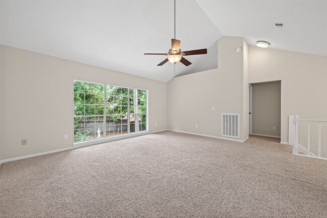 Building Photo - 106 Breezy Point Pl
