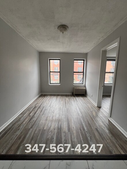 Building Photo - 52 Malta St