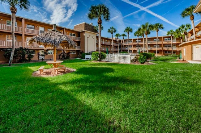 Building Photo - 12760 Indian Rocks Rd