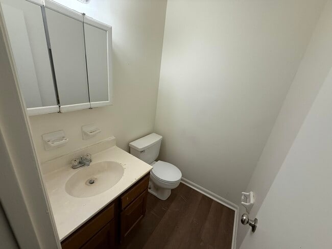 Building Photo - 752 Gatehouse Pl