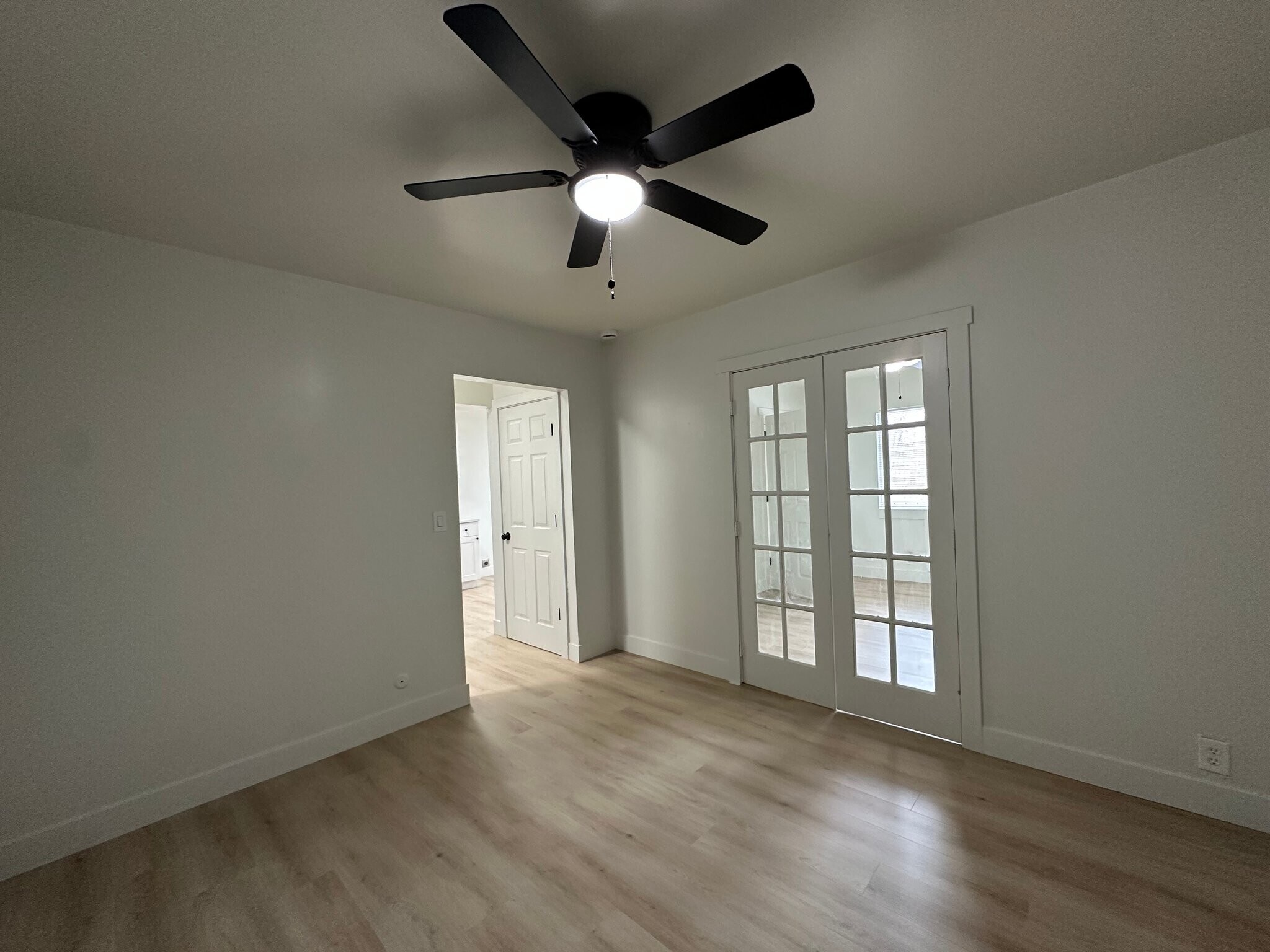 Building Photo - 1340 S 200 E