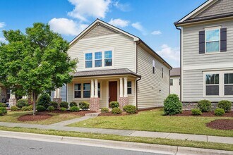 Building Photo - AVAILABLE JULY 1-BUNGALOW STYLE HOME IN MORRISVILLE