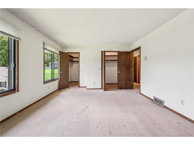 Building Photo - 3893 Dolomite Dr