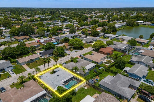 Building Photo - 7240 Westwind Dr