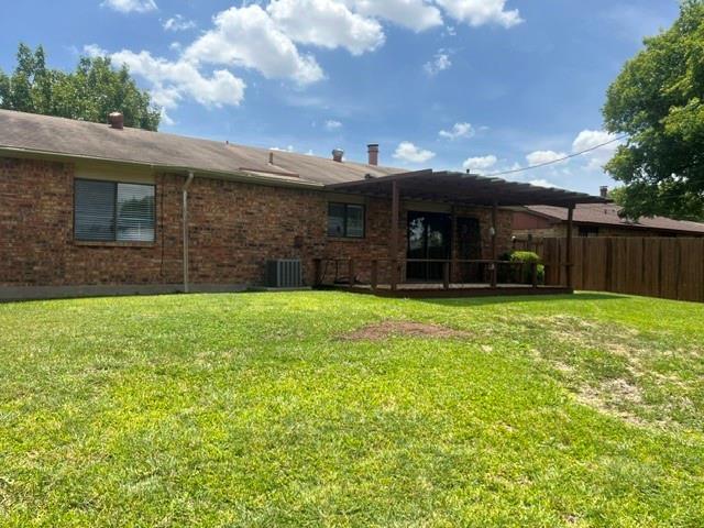 Building Photo - 6925 Glenhurst Dr